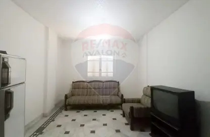 شقة - 5 غرف نوم - 1 حمام للايجار في رشدي - حي شرق - الاسكندرية