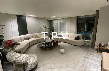 Villa - 5 Bedrooms - 6 Bathrooms for sale in Flowers Park - North Investors Area - New Cairo City - Cairo