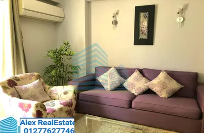 Apartment - 2 Bedrooms - 1 Bathroom for rent in Smouha Square - Smouha - Hay Sharq - Alexandria