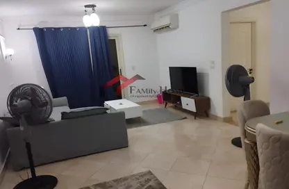 Apartment - 3 Bedrooms - 1 Bathroom for rent in Gardenia City Compound Nasr City - Zahraa Madinat Nasr - Nasr City - Cairo