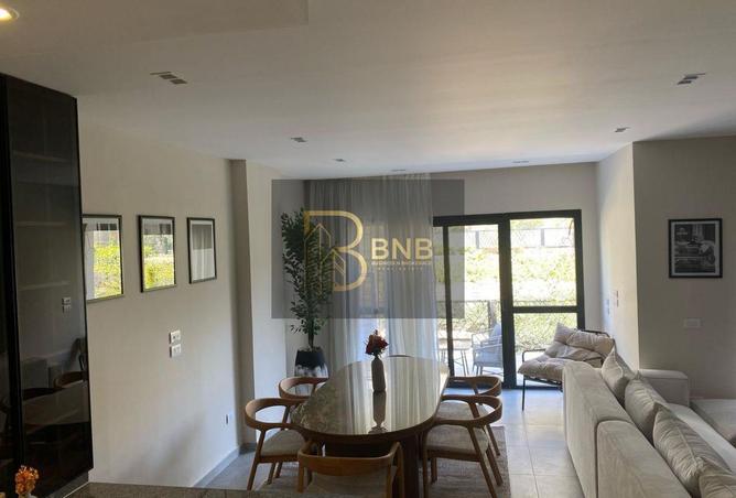 8233892 - Property Image 2