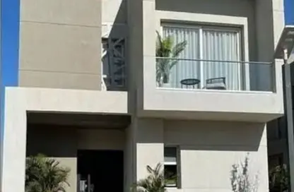 فيلا - 4 غرف نوم - 3 حمامات للبيع في نيو جيزة - طريق مصر اسكندرية الصحراوي - مدينة 6 أكتوبر - الجيزة