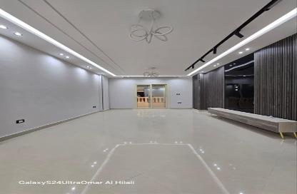 Apartment - 3 Bedrooms - 2 Bathrooms for sale in Gate 2 - Ahmose - Hadayek El Ahram - Giza