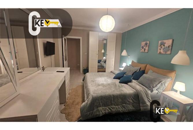 8050400 - Property Image 2