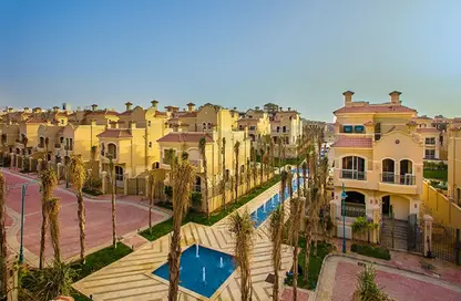 تاون هاوس - 3 غرف نوم - 4 حمامات للبيع في الباتيو 5 ايست - الباتيو - كمبوندات الشروق - مدينة الشروق - القاهرة
