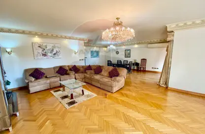 شقة - 3 غرف نوم - 3 حمامات للايجار في سان ستيفانو - حي شرق - الاسكندرية