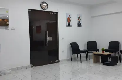 مساحات مكتبية - استوديو - 3 حمامات للايجار في شارع عباس العقاد - المنطقة الأولى - مدينة نصر - القاهرة