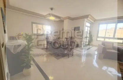 Apartment - 3 Bedrooms - 3 Bathrooms for rent in Street 201 - Degla - Hay El Maadi - Cairo
