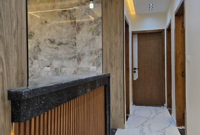 8268354 - Property Image 3