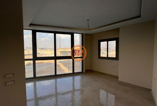 8353264 - Property Image 2