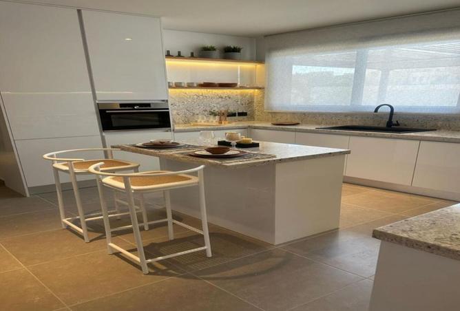 8330754 - Property Image 3