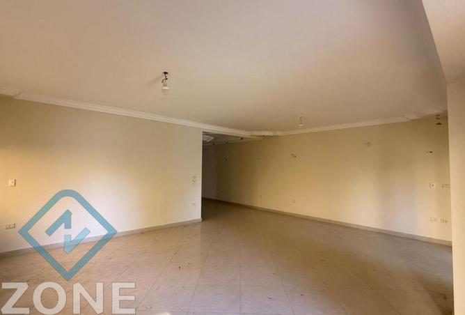 8066510 - Property Image 3