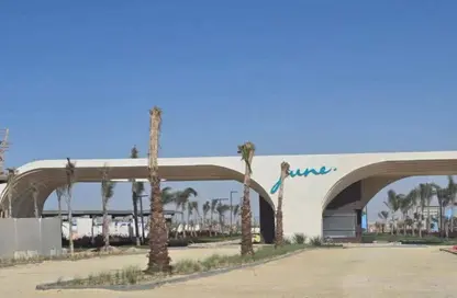 Chalet - 3 Bedrooms - 2 Bathrooms for sale in June - Ras Al Hekma - North Coast