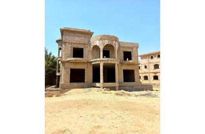 Villa - 5 Bedrooms - 5 Bathrooms for sale in Al Shorouk 2000 - El Shorouk Compounds - Shorouk City - Cairo