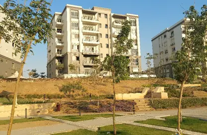 Apartment - 3 Bedrooms - 3 Bathrooms for sale in Hyde Park - 5th Settlement Compounds - The 5th Settlement - New Cairo City - Cairo