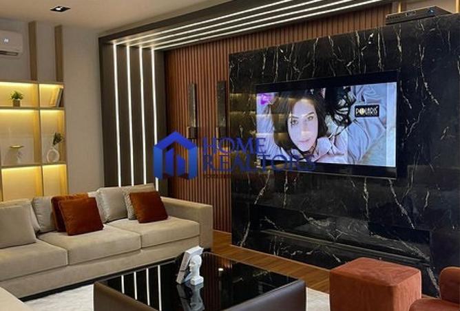 8219114 - Property Image 2