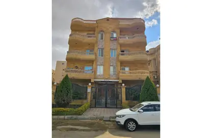 Apartment - 4 Bedrooms - 2 Bathrooms for sale in American University Housing District - 5th Settlement Compounds - The 5th Settlement - New Cairo City - Cairo
