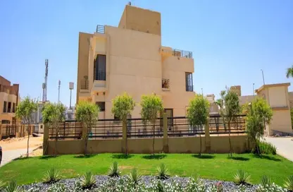 Villa - 4 Bedrooms - 5 Bathrooms for sale in Alma - 2nd District - Sheikh Zayed City - Giza