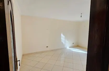 Apartment - 3 Bedrooms - 1 Bathroom for sale in 7th District - Sheikh Zayed City - Giza Apartment - 3 Bedrooms - 1 Bathroom for sale in 7th District - Sheikh Zayed City - Giza