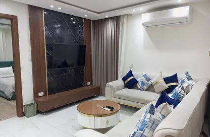 Apartment - 2 Bedrooms - 1 Bathroom for rent in Al Batal Ahmed Abd El Aziz St. - Mohandessin - Giza