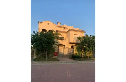 منزل مزدوج - 4 غرف نوم - 2 حمامات للبيع في الباتيو 5 - الباتيو - كمبوندات الشروق - مدينة الشروق - القاهرة