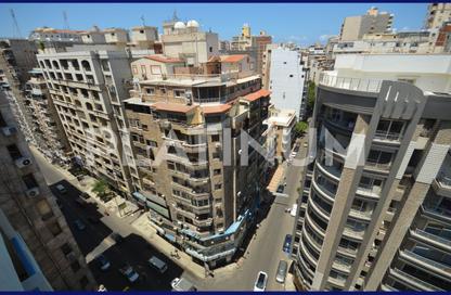 Apartment - 3 Bedrooms - 3 Bathrooms for rent in Al Ekbal St. - Laurent - Hay Sharq - Alexandria
