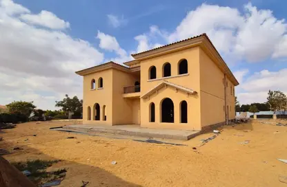 Villa - 4 Bedrooms - 6 Bathrooms for sale in Madinaty - Cairo