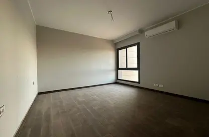 شقة - 2 غرف نوم - 2 حمامات للبيع في 6 ويست - بيفرلي هيلز - كمبوندات الشيخ زايد - الشيخ زايد - الجيزة