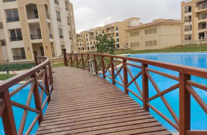 Apartment - 3 Bedrooms - 3 Bathrooms for sale in Stone Residence - 5th Settlement Compounds - The 5th Settlement - New Cairo City - Cairo