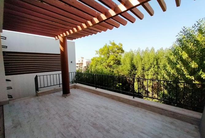 8304090 - Property Image 3