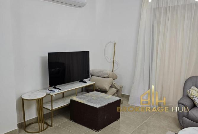 8300513 - Property Image 3