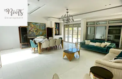 فيلا - 4 غرف نوم - 3 حمامات للبيع في الجريا - كمبوندات الشيخ زايد - الشيخ زايد - الجيزة