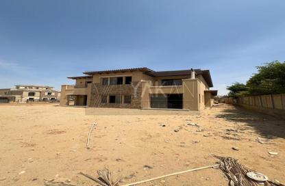 Villa - 5 Bedrooms - 5 Bathrooms for sale in Mivida - 5th Settlement Compounds - The 5th Settlement - New Cairo City - Cairo