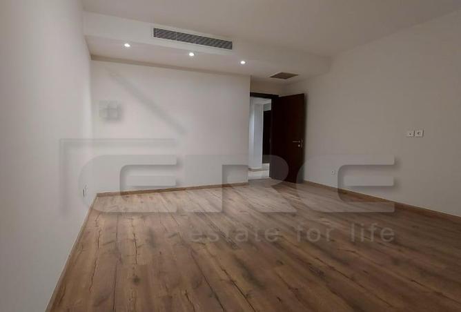 8081356 - Property Image 3