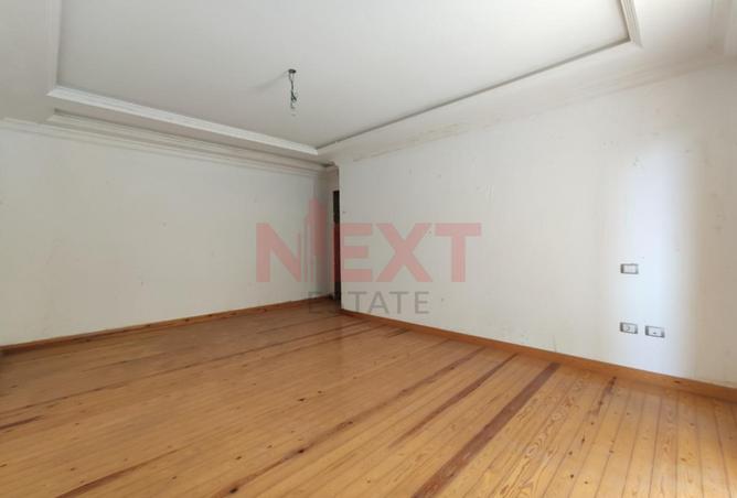 8074521 - Property Image 3