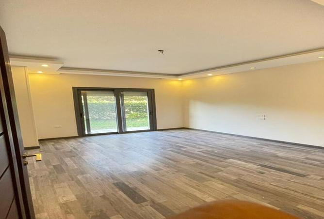 8546111 - Property Image 3