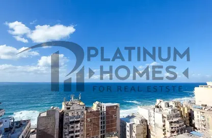 Apartment - 3 Bedrooms - 2 Bathrooms for rent in Zakaria Ghoneim St. - Ibrahimia - Hay Wasat - Alexandria