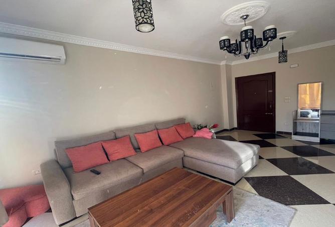 8014156 - Property Image 2