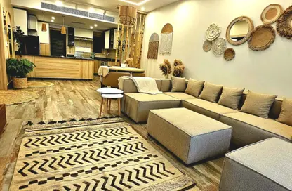 Apartment - 2 Bedrooms - 2 Bathrooms for sale in Lake View Residence - 5th Settlement Compounds - The 5th Settlement - New Cairo City - Cairo