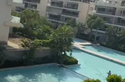Apartment - 3 Bedrooms - 4 Bathrooms for sale in Lake View Residence - 5th Settlement Compounds - The 5th Settlement - New Cairo City - Cairo