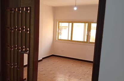 Apartment - 4 Bedrooms - 2 Bathrooms for rent in Downtown - Cairo