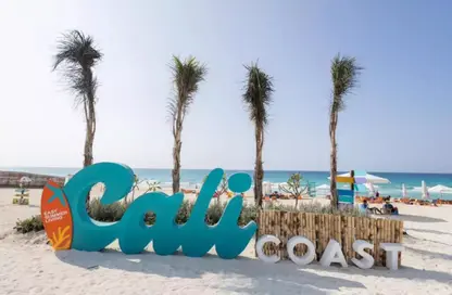 Chalet - 2 Bedrooms - 2 Bathrooms for sale in Cali Coast - Ras Al Hekma - North Coast