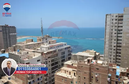 دوبلكس - 4 غرف نوم - 2 حمامات للبيع في شارع الصاغ محمد عبد السلام - سيدي بشر - حي اول المنتزة - الاسكندرية