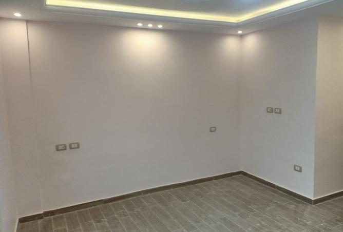 8504480 - Property Image 3