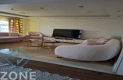 Apartment - 3 Bedrooms - 3 Bathrooms for sale in Privado - Madinaty - Cairo