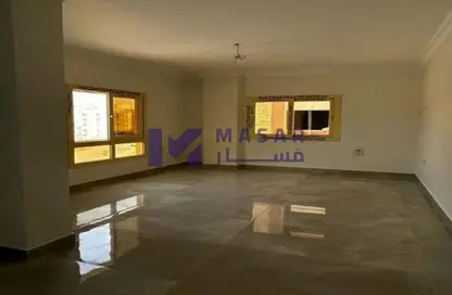 Apartment - 4 Bedrooms - 2 Bathrooms for sale in North Lotus - El Lotus - New Cairo City - Cairo