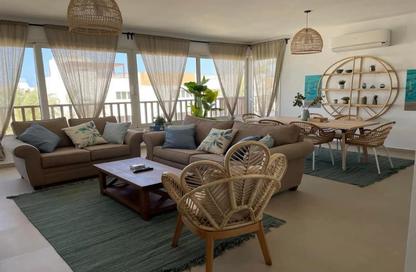 Chalet - 2 Bedrooms - 2 Bathrooms for rent in Almaza Bay - Qesm Marsa Matrouh - North Coast