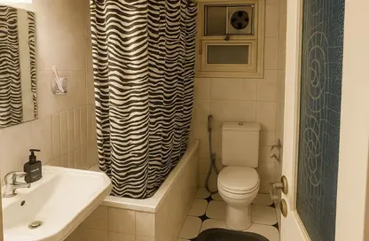 شقة - 3 غرف نوم - 1 حمام للبيع في ميدان سانت فاطيما - النزهة - القاهرة