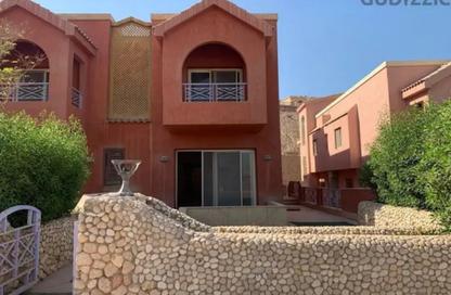 منزل مزدوج - 5 غرف نوم - 4 حمامات للبيع في بورتو السخنة - العين السخنة - السويس