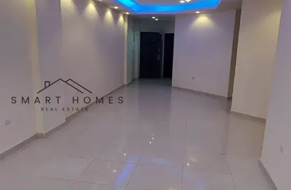 شقة - 3 غرف نوم - 2 حمامات للايجار في الحي العاشر - الشيخ زايد - الجيزة